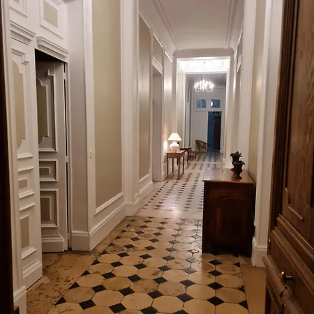 Nyaraló Grand 15 Personnes, 9 Chambres, 100km De Paris En Exclusivite