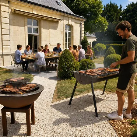 La Carriere L'Eveque 15 Personnes Holiday home *
