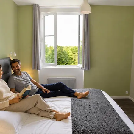 Holiday home La Carriere L'Eveque 15 Personnes Septmonts