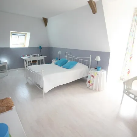 Grand 15 Personnes, 9 Chambres, 100km De Paris En Exclusivite Nyaraló Septmonts