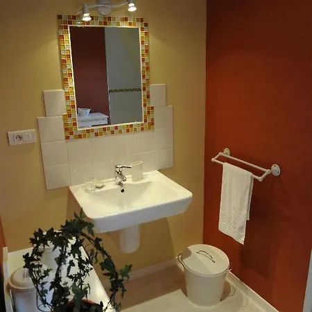 Grand 15 Personnes, 9 Chambres, 100km De Paris En Exclusivite Nyaraló Septmonts