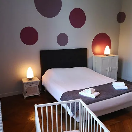 Grand 15 Personnes, 9 Chambres, 100km De Paris En Exclusivite Nyaraló