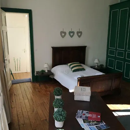 Holiday home Grand Gite 15 Personnes, 9 Chambres, 100Km De Paris En Exclusivite *